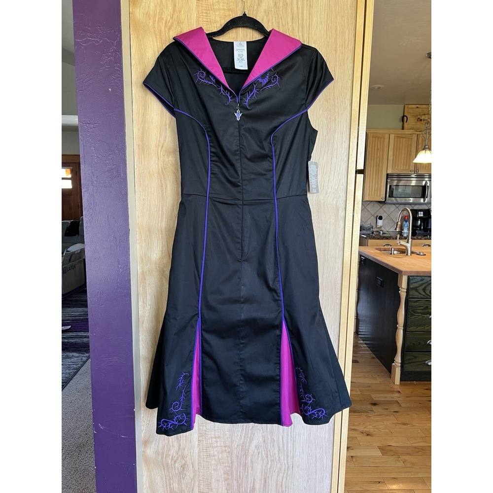 Maleficent Dress for Women – Sleeping Beauty – Disney Parks Dress Shop - M NWT